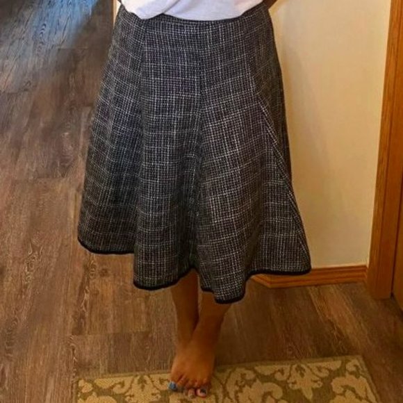 Vintage Flared Black-and-White Skirt - Picture 2 of 6